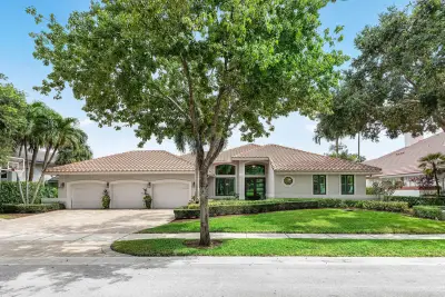 5844 Saint Annes Way, Boca Raton: photo 1 of 42