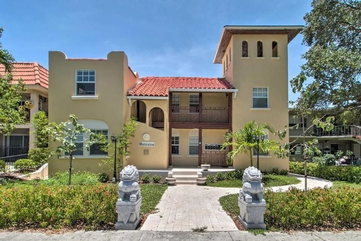 407 S Lakeside Dr #E, Lake Worth Beach: photo 1 of 11