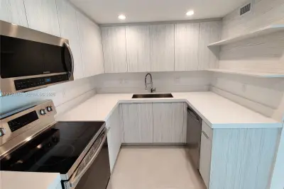 3755 NE 167th St #23, North Miami Beach: photo 1 of 19