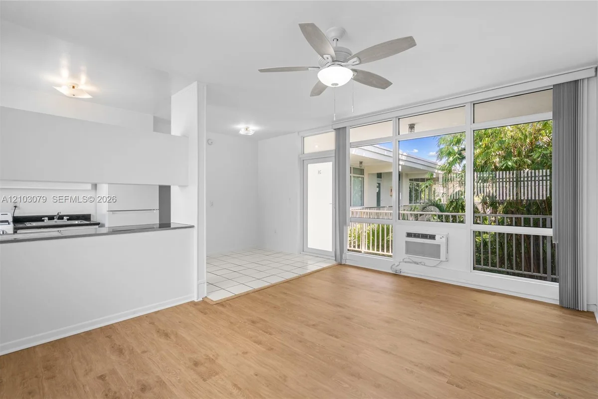 1850 Meridian Ave #24, Miami Beach: photo 1 of 35