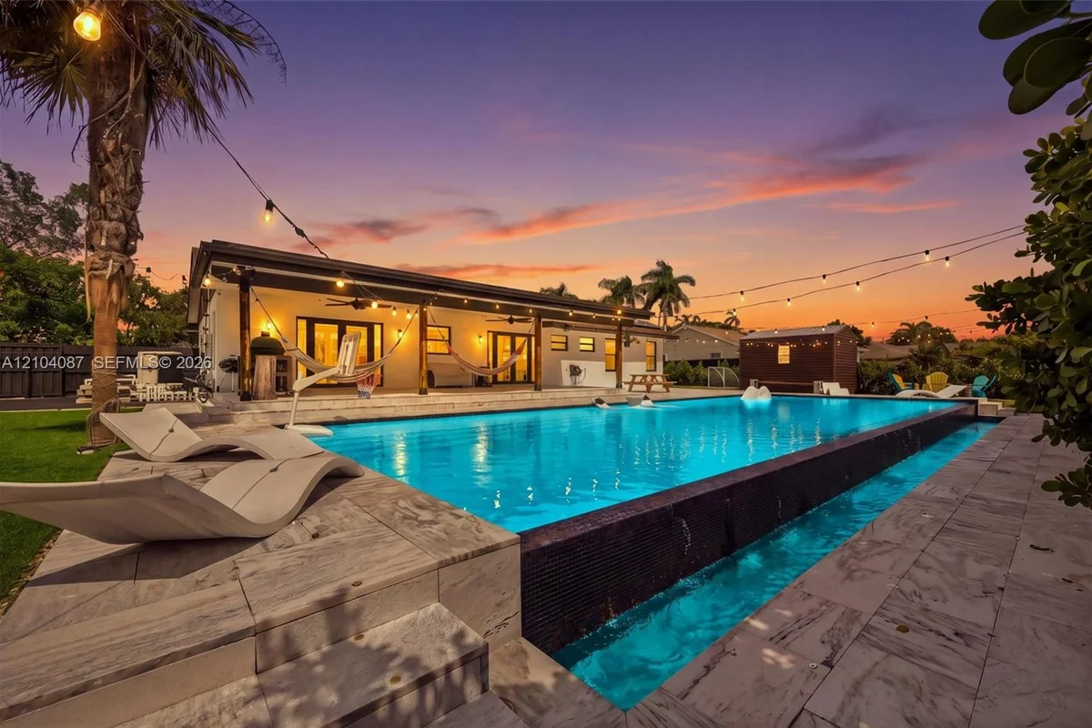 8840 SW 181st Ter, Palmetto Bay: photo 1 of 1