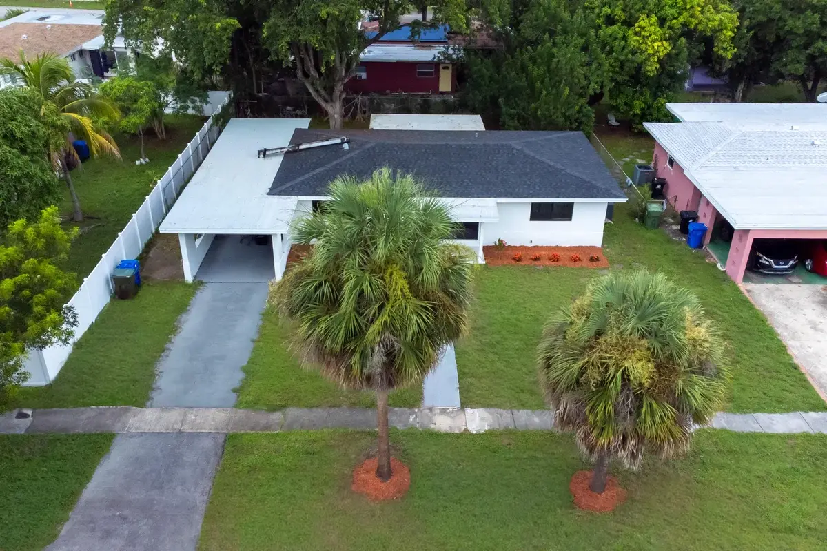 810 Wyoming Ave, Fort Lauderdale: photo 1 of 52