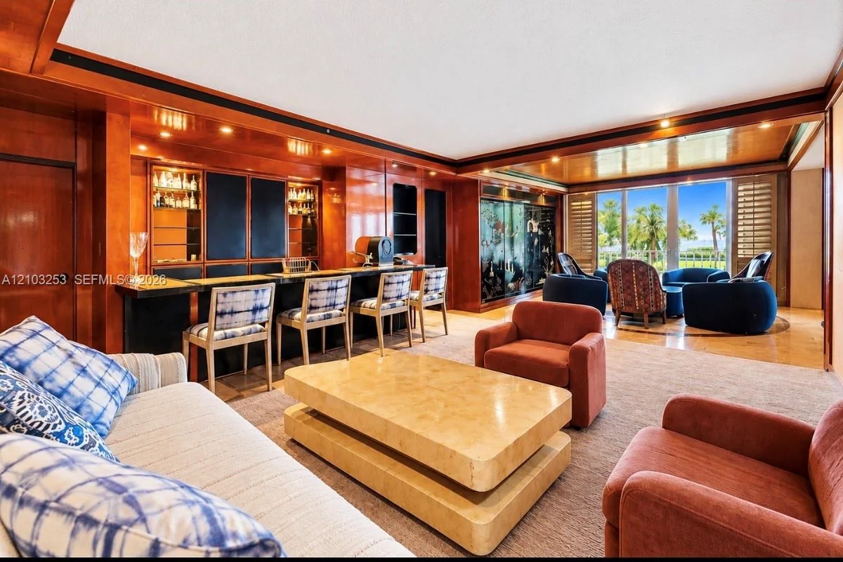 11111 Biscayne Blvd #227, Miami: photo 1 of 1