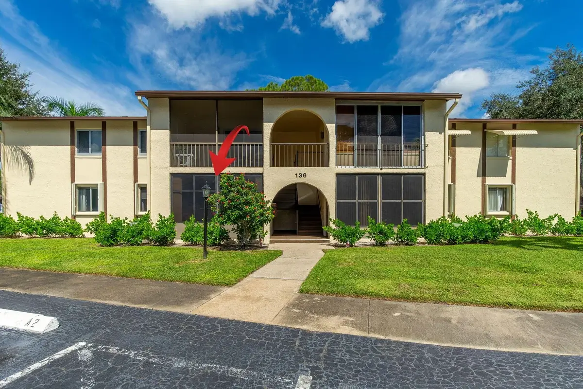 136 Lake Pine Cir #A1, Greenacres: photo 1 of 33