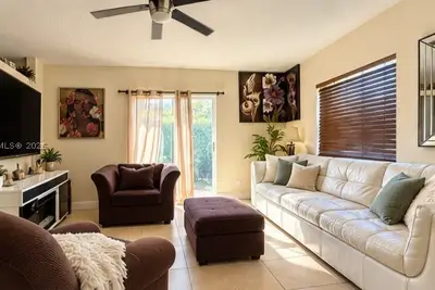 2114 E Ridge Cir E, Boynton Beach: photo 1 of 4