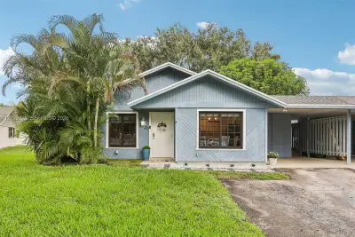 3721 W Valley Green Dr #48, Davie: photo 1 of 41