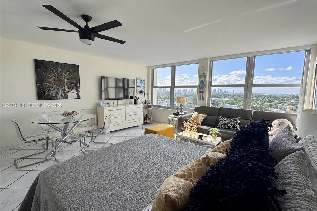 2899 Collins Ave #1242, Miami Beach: photo 1 of 28