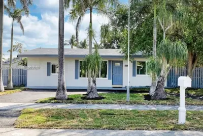 3700 NE 13th Ter, Pompano Beach: photo 1 of 48