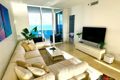 15901 Collins Ave #1804, Sunny Isles Beach: photo 1 of 1