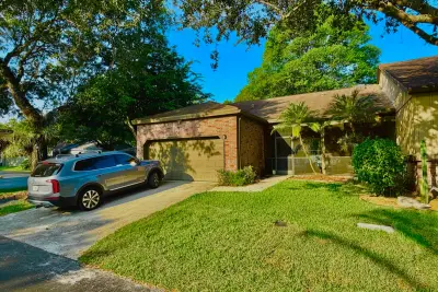 6603 Stratford Dr, Parkland: photo 1 of 37