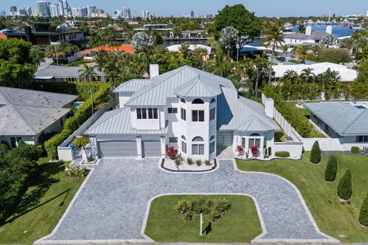 607 Intracoastal Dr, Fort Lauderdale: photo 1 of 67