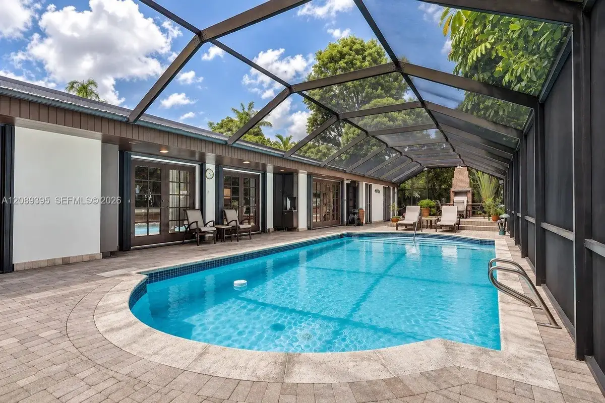 8115 SW 92nd Ct, Miami: photo 1 of 25