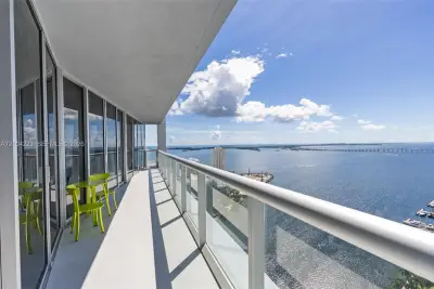 495 Brickell Ave #3401, Miami: photo 1 of 48