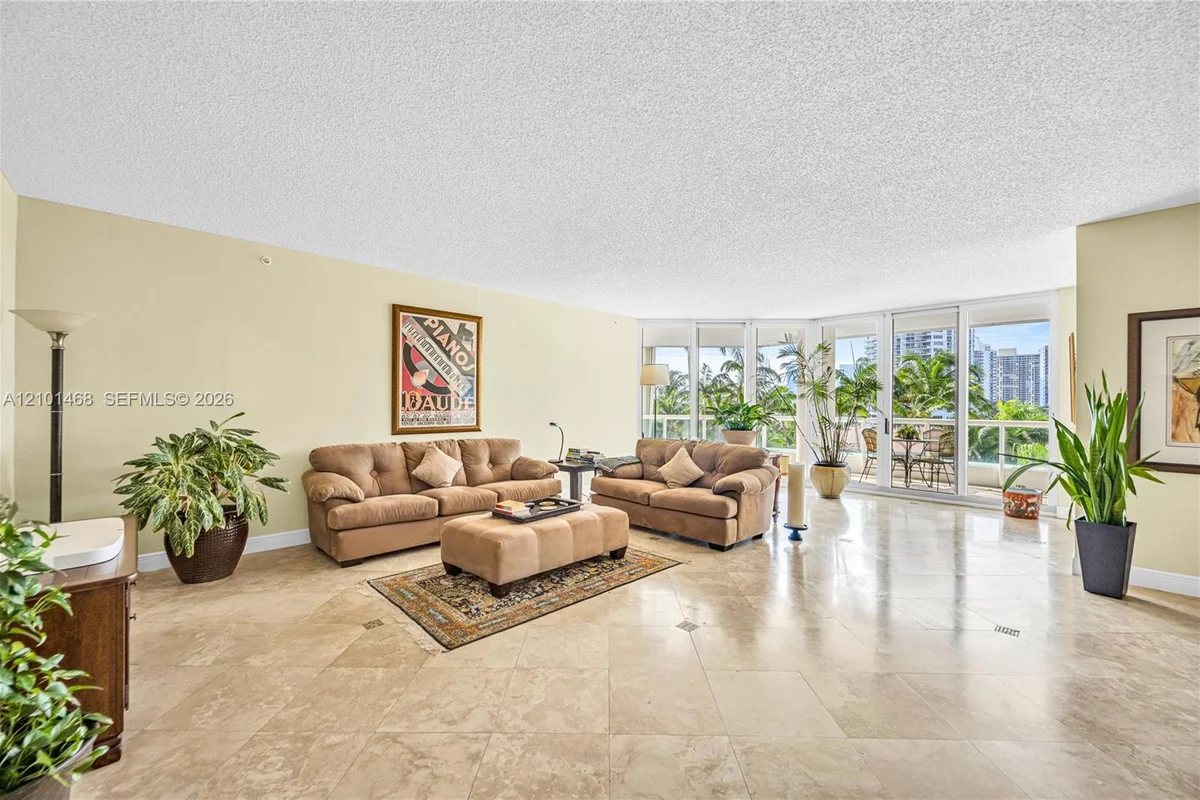 21050 Point Pl #502, Aventura: photo 1 of 36