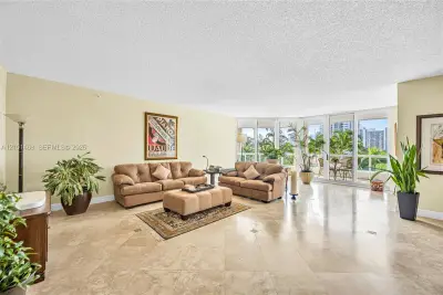 21050 Point Pl #502, Aventura: photo 1 of 36