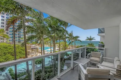 2301 Collins Ave #516, Miami Beach: photo 1 of 20