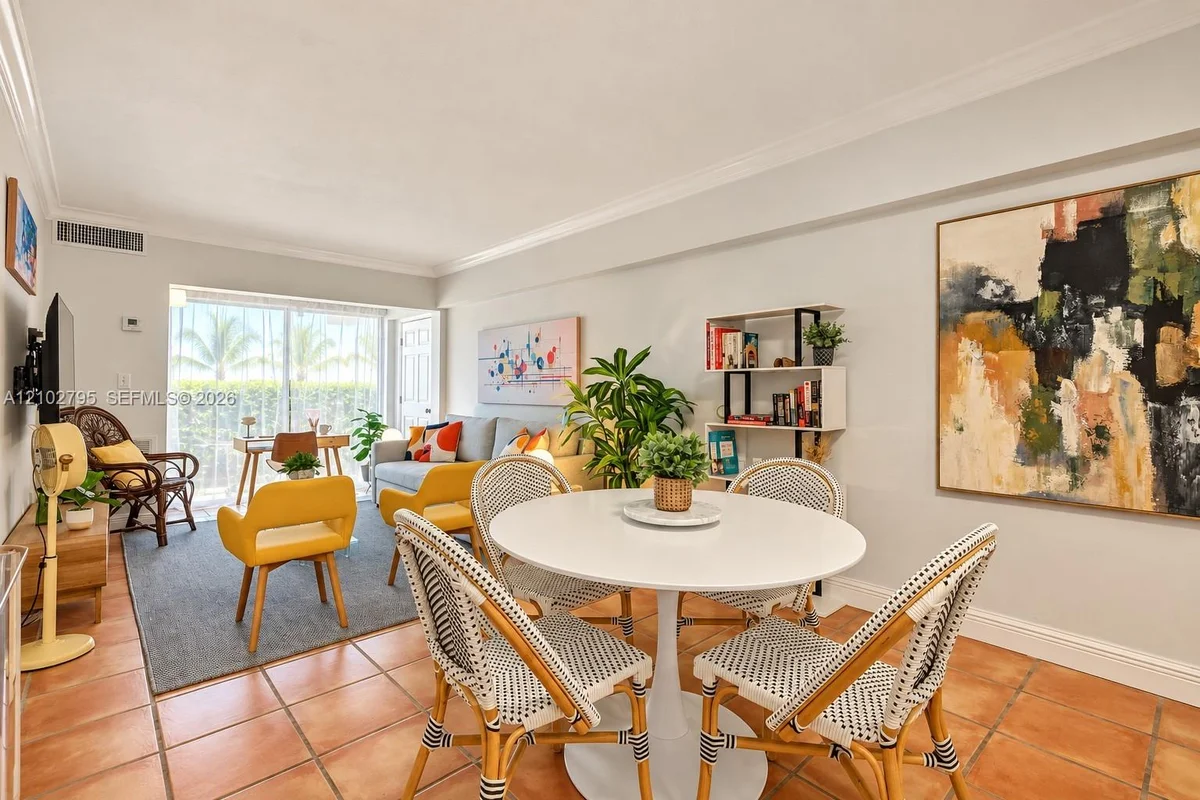 300 Sunrise Dr #1B, Key Biscayne: photo 1 of 33