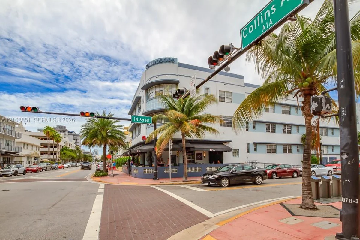 1360 Collins Ave #302, Miami Beach: photo 1 of 12