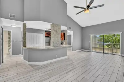 3417 NW 44th St #201, Oakland Park: photo 1 of 47