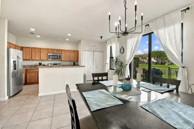 4244 SW 164th Ct, Miami: photo 1 of 32
