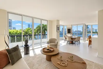 3530 Mystic Pointe Dr #415, Aventura: photo 1 of 36