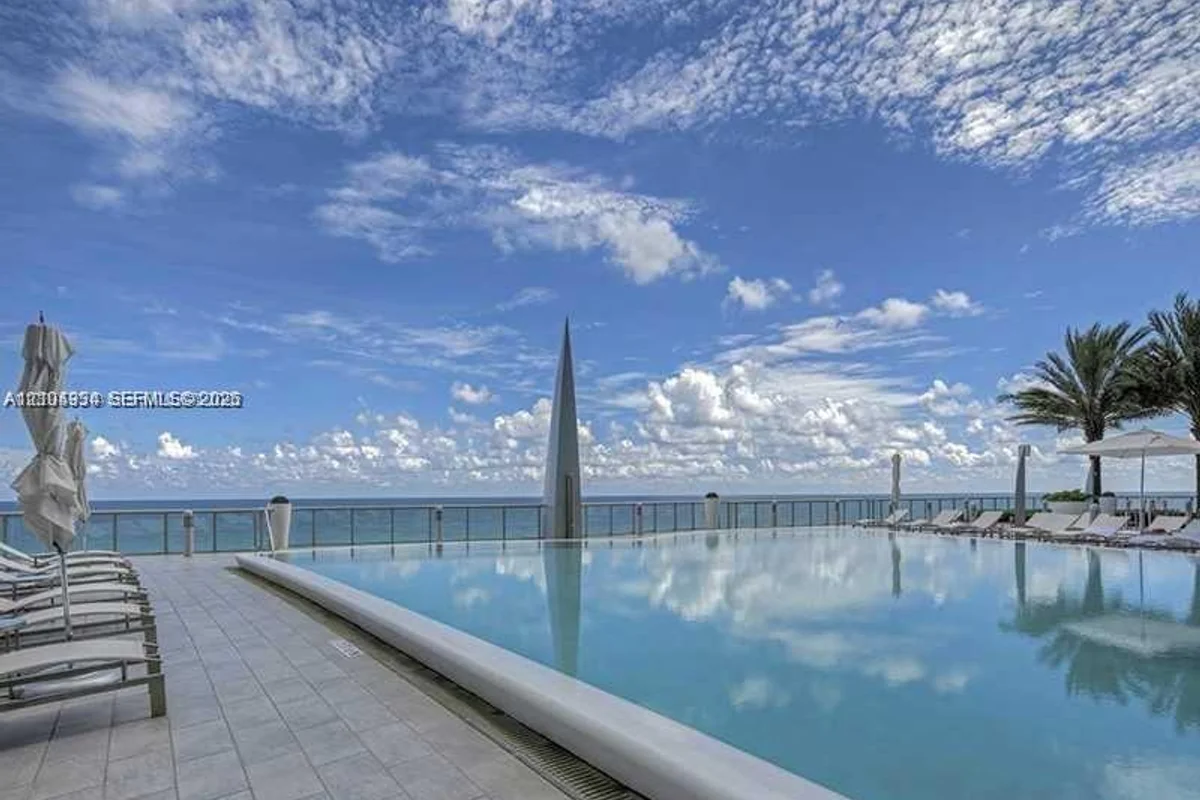 17121 Collins Ave #907, Sunny Isles Beach: photo 1 of 33