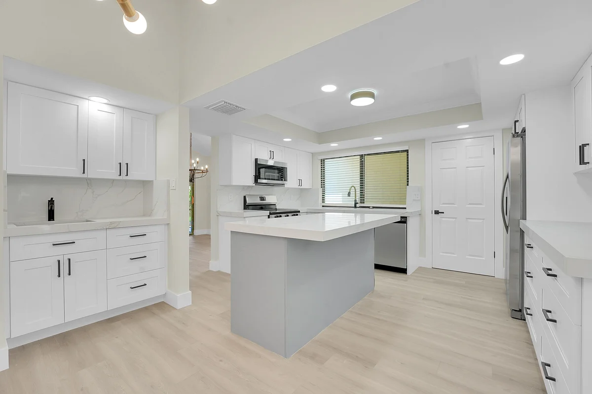 11457 Sandy Oaks Ct, North Palm Beach: photo 1 of 35