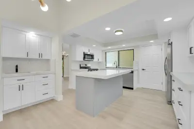 11457 Sandy Oaks Ct, North Palm Beach: photo 1 of 35