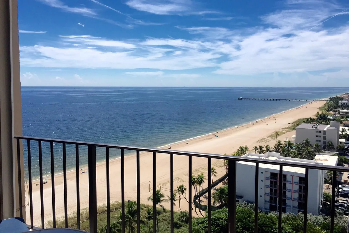 4900 N Ocean Blvd #1705, Lauderdale-by-the-Sea: photo 1 of 16