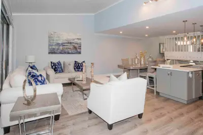 129 Old Meadow Way, Palm Beach Gardens: photo 1 of 42
