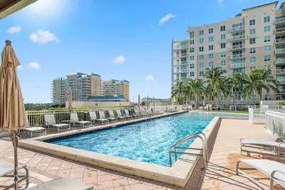 450 N Federal Hwy #903, Boynton Beach: photo 1 of 61