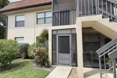 7069 Golf Colony Ct #102, Lake Worth: photo 1 of 24