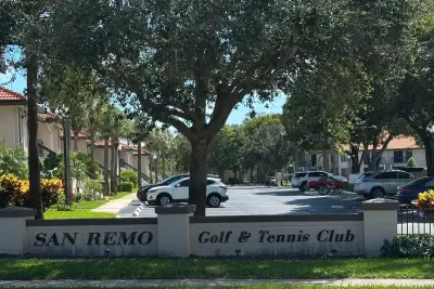 351 Club Cir #108, Boca Raton: photo 1 of 33