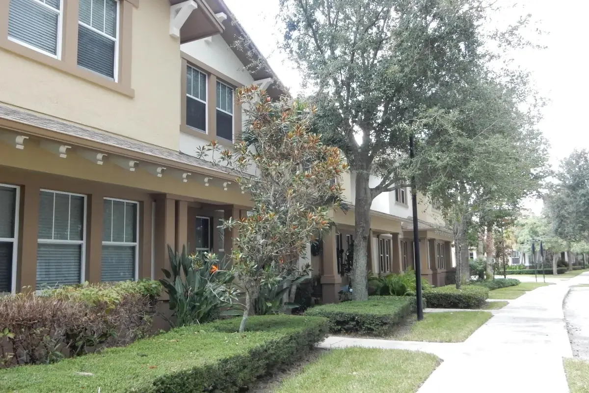 661 Corte Madera Ln #2, West Palm Beach: photo 1 of 36