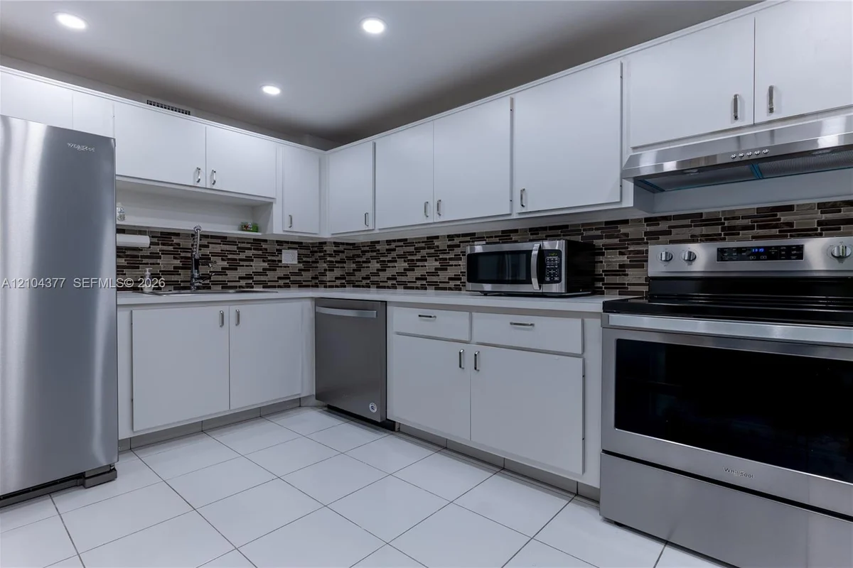 500 Three Islands Blvd #1110, Hallandale Beach: photo 1 of 62