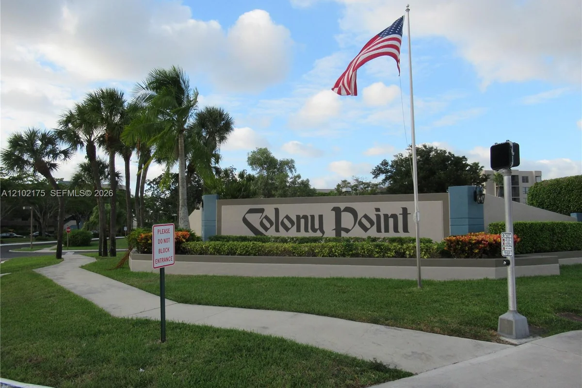 1101 Colony Point Cir #206, Pembroke Pines: photo 1 of 36