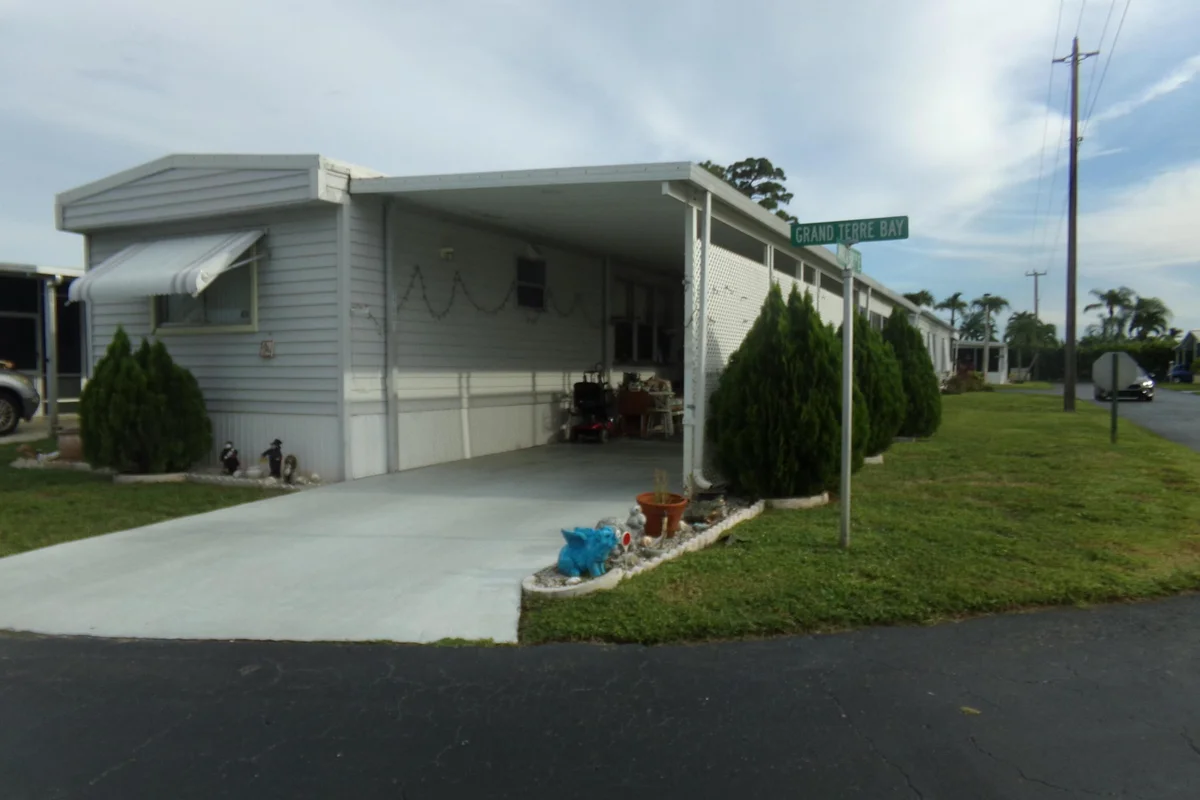 17001 Grand Terre Bay Dr, Boynton Beach: photo 1 of 25