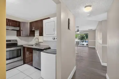 7830 NW 33rd St #108, Davie: photo 1 of 30