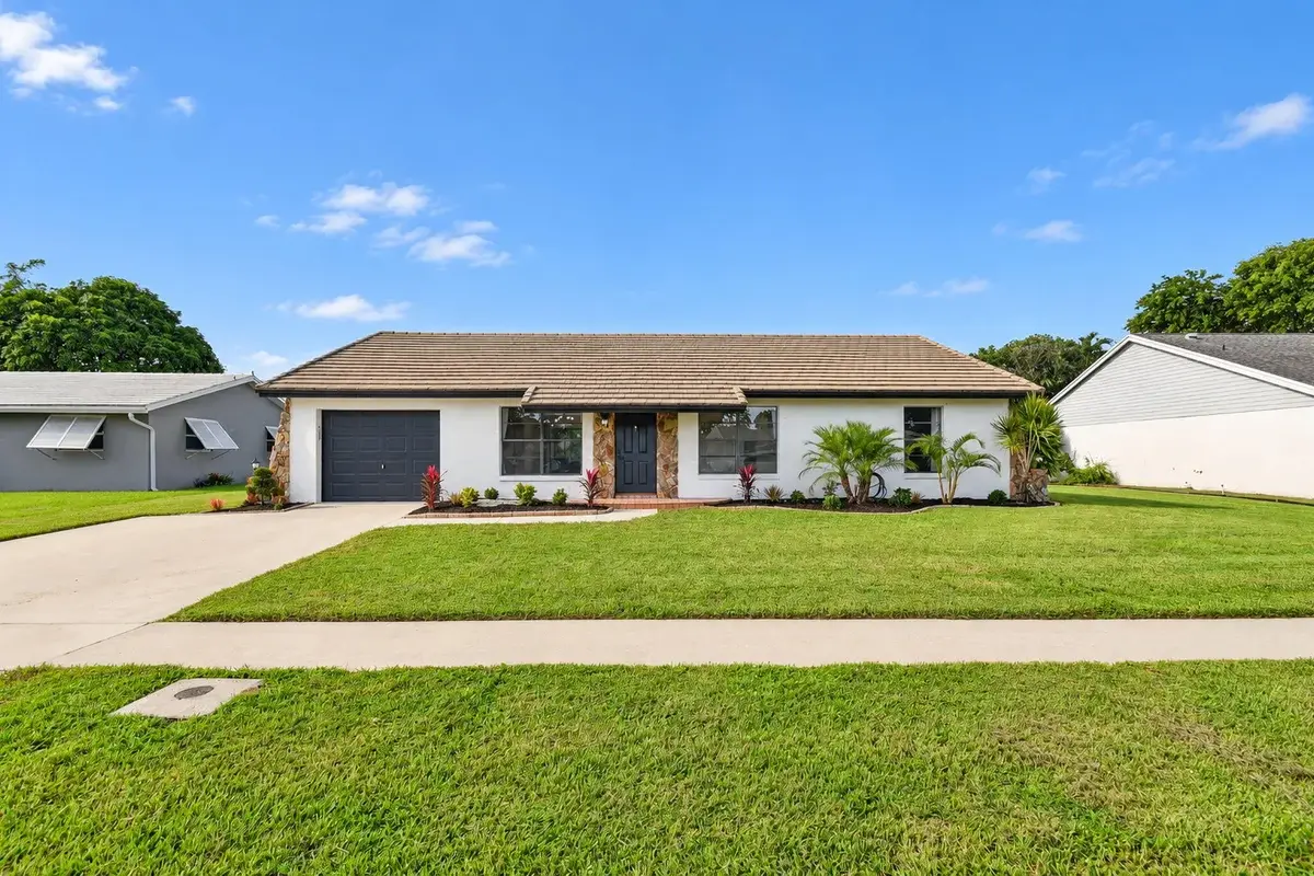 8213 Rose Marie Ave W, Boynton Beach: photo 1 of 14