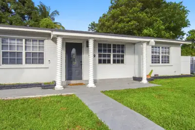 3907 SW 59th Ave #1, West Park: photo 1 of 43