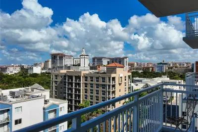 2665 SW 37th Ave #1112, Miami: photo 1 of 38