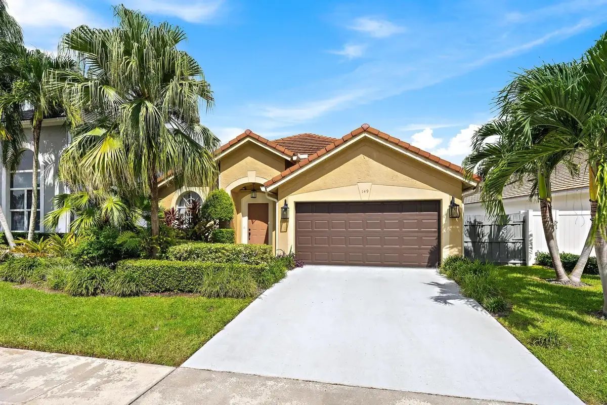 149 Cypress Cove, Jupiter: photo 1 of 28