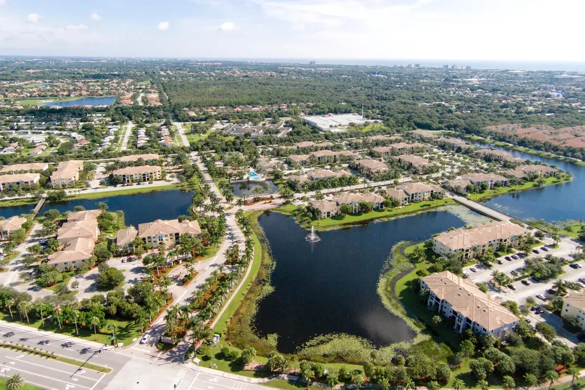 2725 Anzio Ct #205, Palm Beach Gardens: photo 1 of 40
