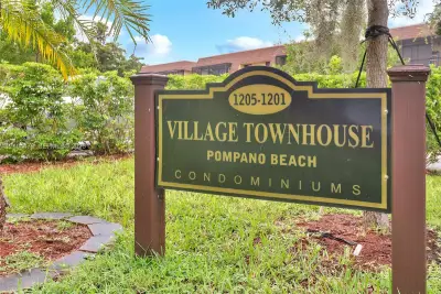 1205 S Flagler Ave #403, Pompano Beach: photo 1 of 20
