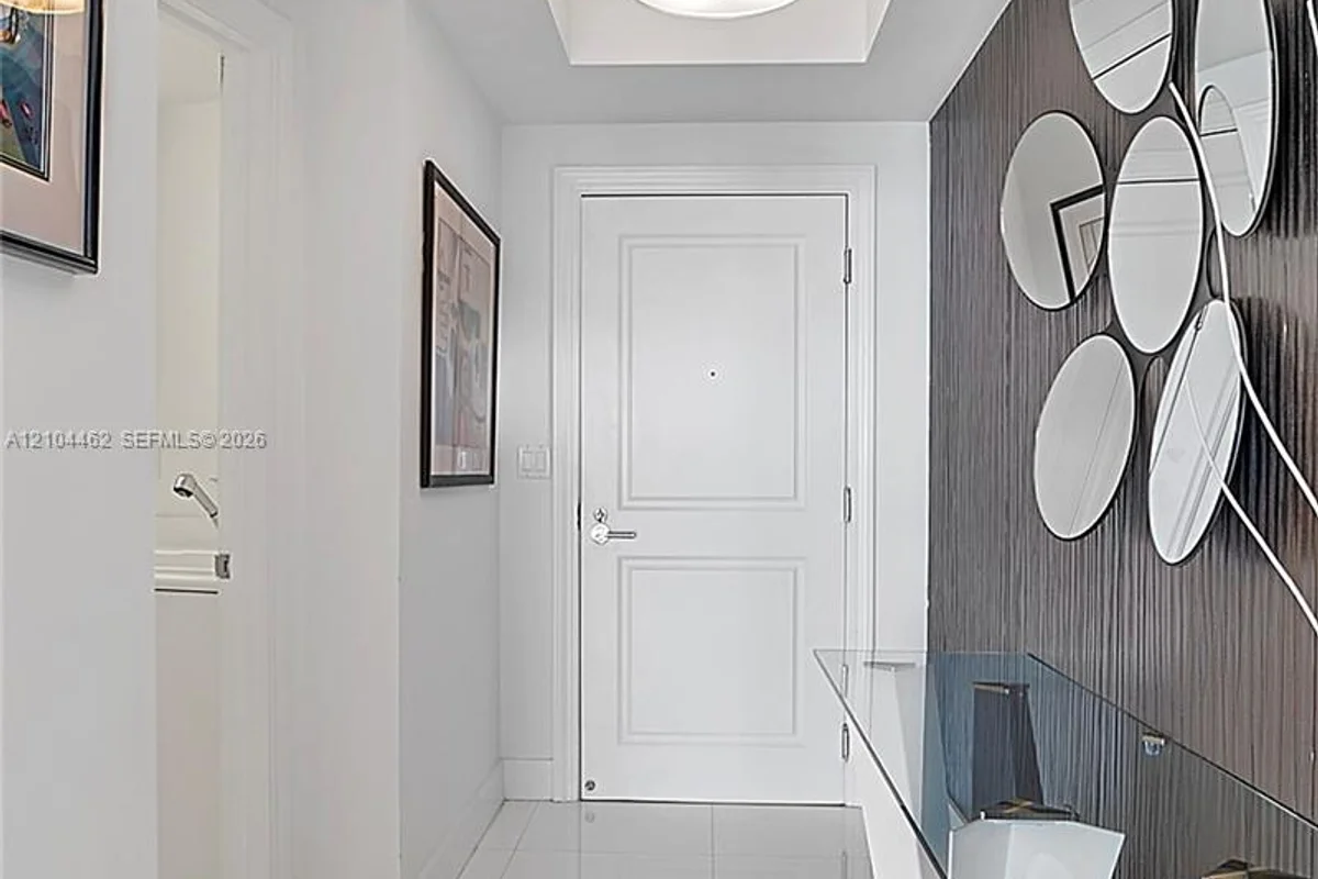 Condo in Pompano Beach: photo 1 of 52
