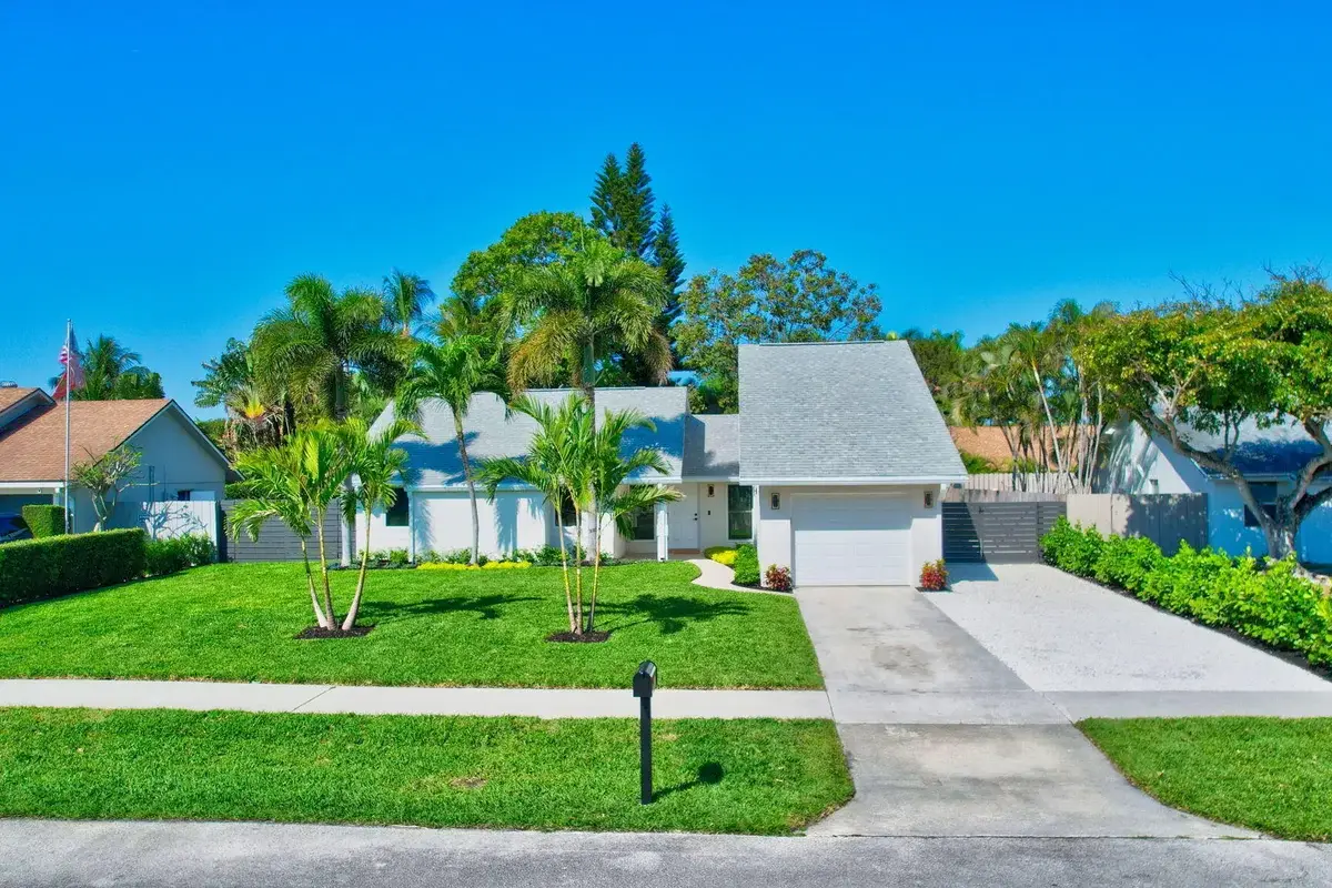 2918 Cormorant Rd, Delray Beach: photo 1 of 40