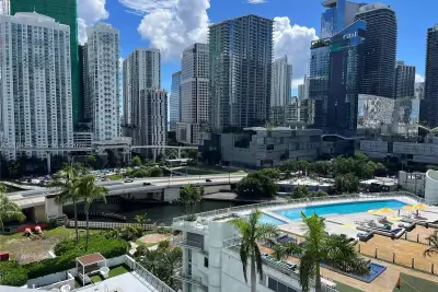 90 SW 3rd St #1615, Miami: photo 1 of 19