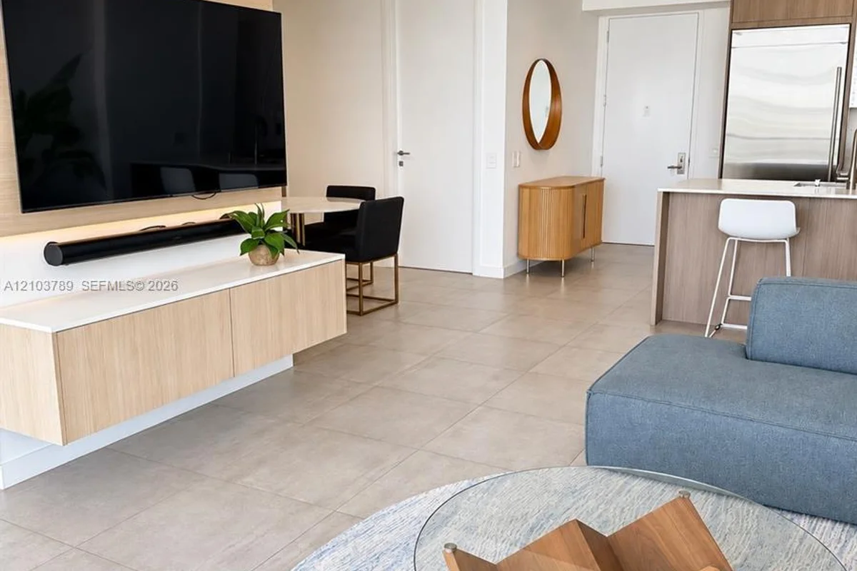 1300 Brickell Bay Dr #3805, Miami: photo 1 of 46