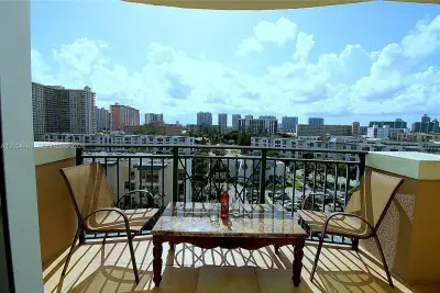 17555 W Atlantic Blvd #UPH6, Sunny Isles Beach: photo 1 of 19