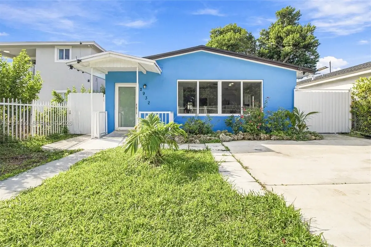 2932 NW 58th St, Miami: photo 1 of 37